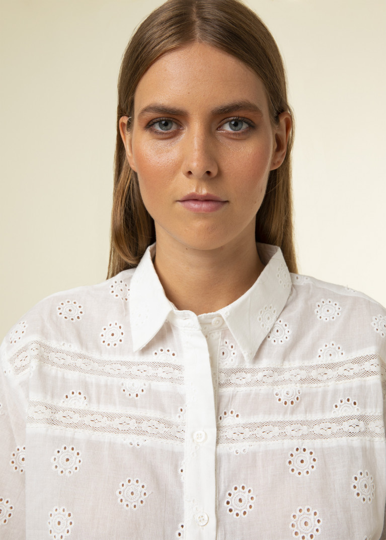 witte broderie blouse