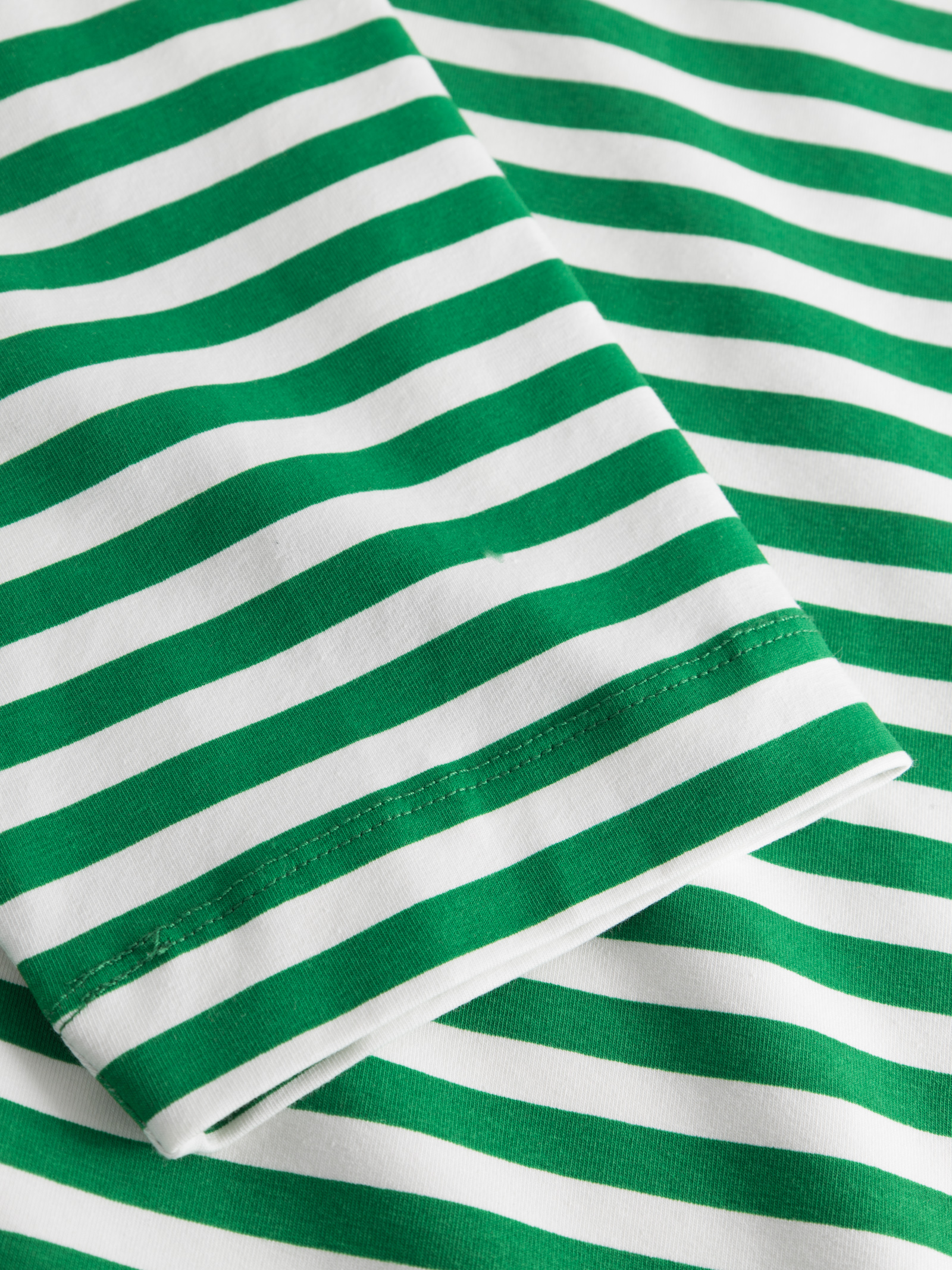 striped top green